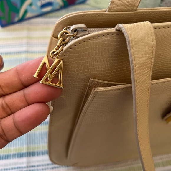 Vintage Escada bag - Picture 3 of 14